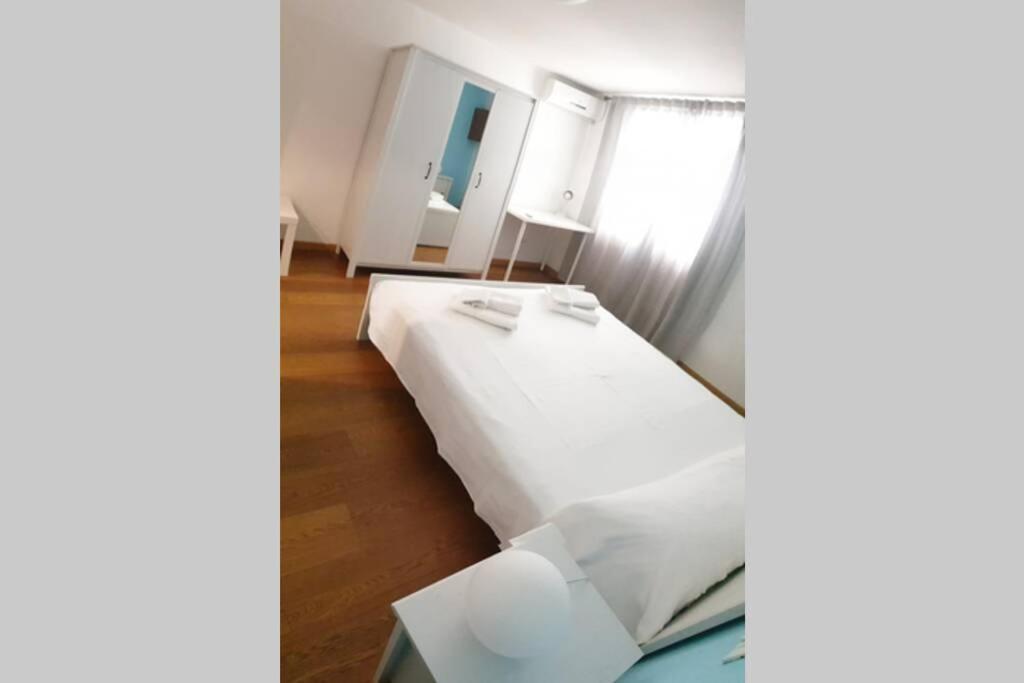 Appartement Dimora Maqueda à Palerme Extérieur photo